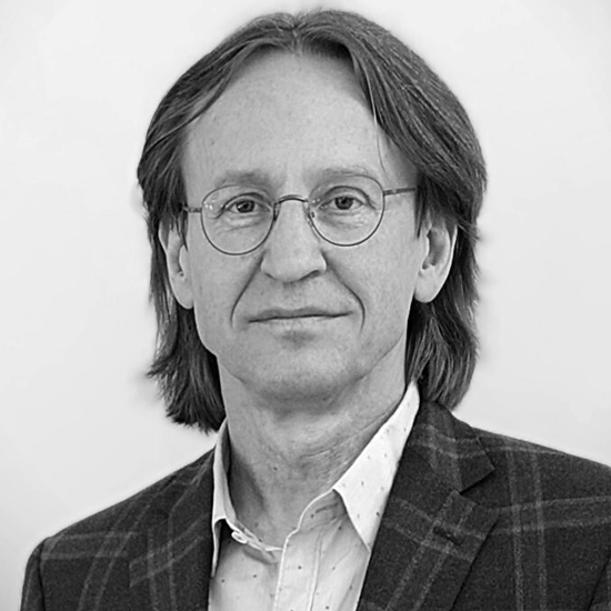 Andrey Vovk Headshot